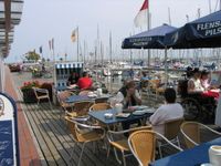 Café am Yachthafen